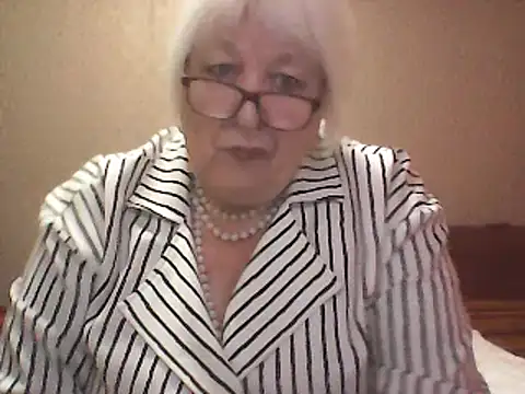 Snapshot of Alexia64231 chatting on 10-03-25, 02:26 Alexia64231 online show from 10-03-25, 02:26