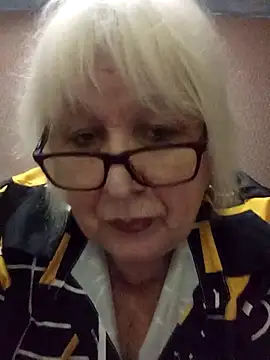 Alexia64231 online show from 11-28-25, 12:38