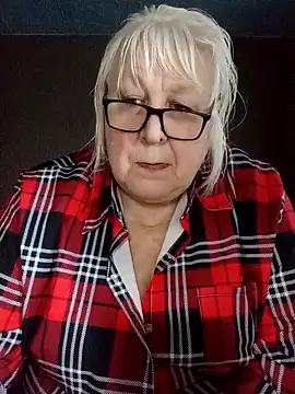 Snapshot of Alexia64231 chatting on 02-18-26, 02:13 Alexia64231 online show from 02-18-26, 02:13