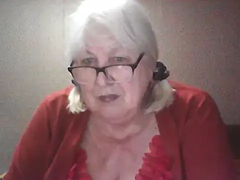 Snapshot of Alexia64231 chatting on 05-05-26, 05:38 Alexia64231 online show from 05-05-26, 05:38
