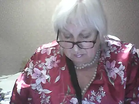 Snapshot of Alexia64231 chatting on 09-21-25, 03:17 Alexia64231 online show from 09-21-25, 03:17
