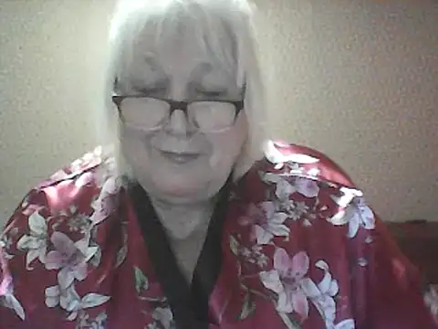 Snapshot of Alexia64231 chatting on 10-18-25, 03:58 Alexia64231 online show from 10-18-25, 03:58