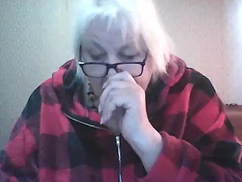 Snapshot of Alexia64231 chatting on 10-08-25, 06:26 Alexia64231 online show from 10-08-25, 06:26