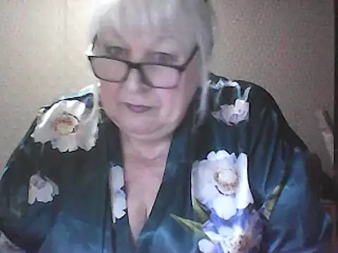 Alexia64231 online show from 04-12-26, 02:26