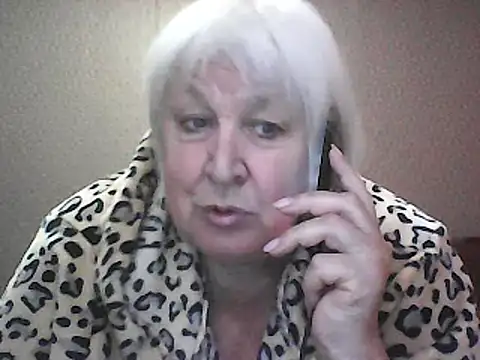 Snapshot of Alexia64231 chatting on 10-06-25, 05:02 Alexia64231 online show from 10-06-25, 05:02