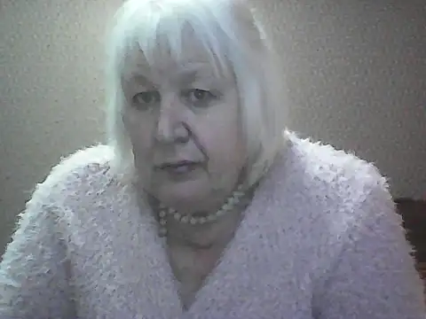 Snapshot of Alexia64231 chatting on 09-27-25, 04:35 Alexia64231 online show from 09-27-25, 04:35