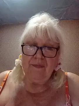 Alexia64231 online show from 07-15-26, 12:28