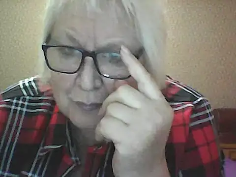 Snapshot of Alexia64231 chatting on 10-12-25, 01:07 Alexia64231 online show from 10-12-25, 01:07