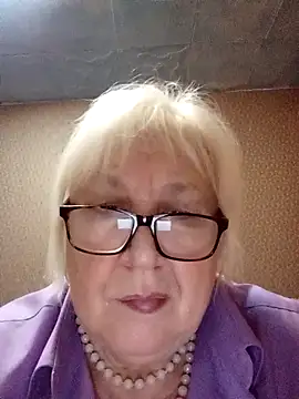 Alexia64231 online show from 11-06-25, 04:05