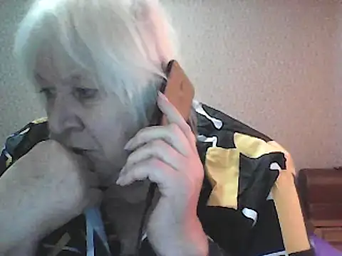 Snapshot of Alexia64231 chatting on 10-14-25, 01:34 Alexia64231 online show from 10-14-25, 01:34