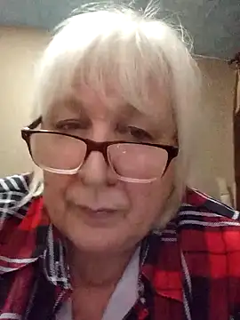 Alexia64231 online show from 11-18-25, 07:28