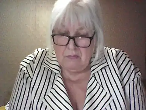 Alexia64231 online show from 03-10-26, 04:00