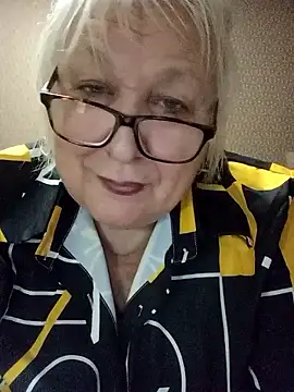 Alexia64231 online show from 11-13-25, 03:32