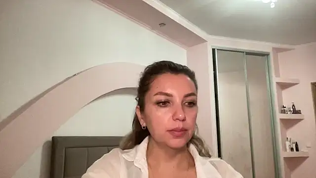 Beautysoul  online show from 10-24-25, 04:06