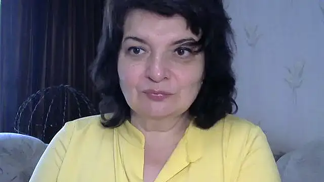 LedyNika online show from 04-18-26, 09:44