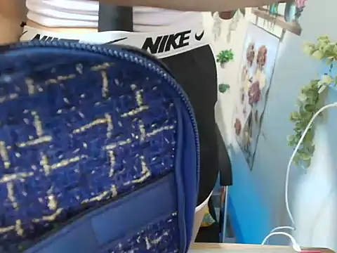 Sexy clever18xx online show from 12-19-25, 12:25