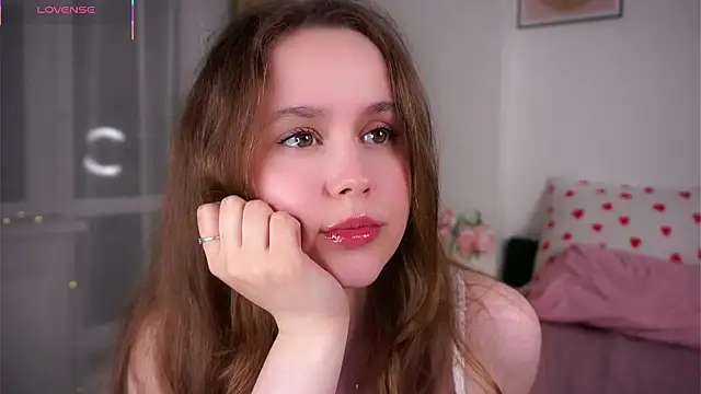 SusannaScholler online show from 05-27-26, 10:39
