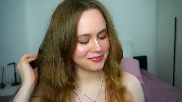 SusannaScholler online show from 11-05-25, 07:28