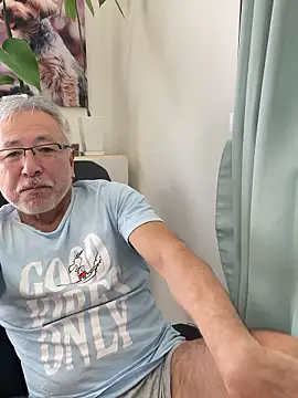 gholly2007 online show from 09-26-25, 02:18