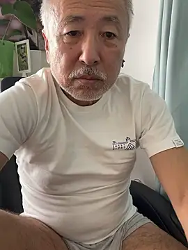 gholly2007 online show from 09-27-25, 02:18