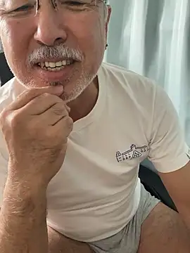 gholly2007 online show from 10-19-25, 03:09