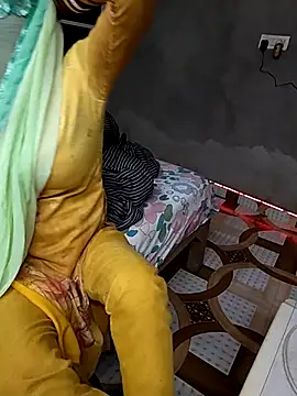 Its Sia online show from 02-06-26, 04:52