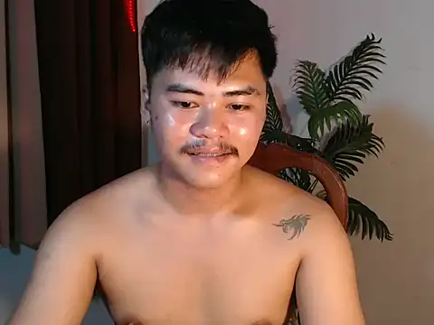 Snapshot of hot_emman chatting on 07-03-26, 05:47 hot emman online show from 07-03-26, 05:47