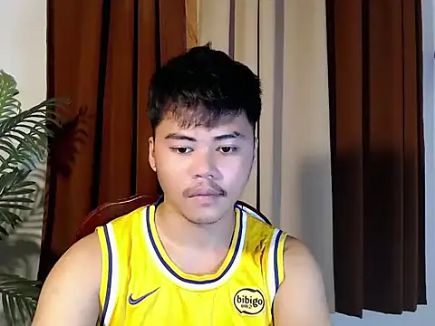 hot emman online show from 05-30-26, 04:08