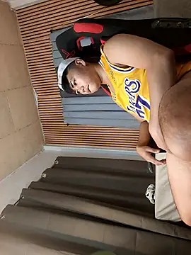 Snapshot of hot_emman chatting on 01-08-26, 02:28 hot emman online show from 01-08-26, 02:28