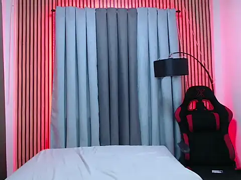 Snapshot of hot_emman chatting on 11-23-25, 06:12 hot emman online show from 11-23-25, 06:12