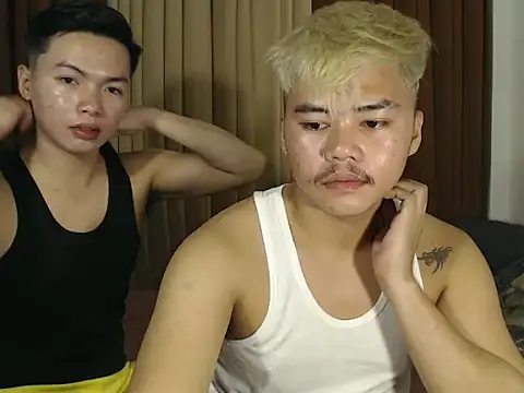hot emman online show from 04-22-26, 11:39