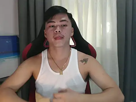 hot emman online show from 09-08-25, 11:15