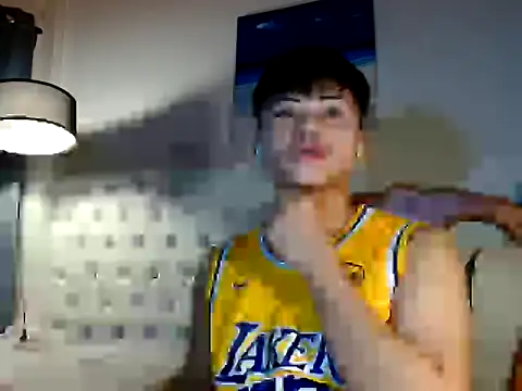 hot emman online show from 03-30-26, 12:50