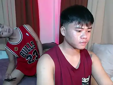 hot emman online show from 02-17-26, 12:35