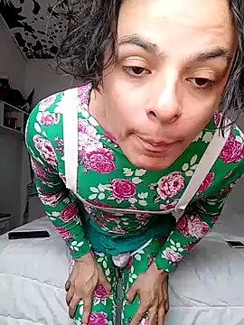 oxxy jean online show from 01-12-26, 02:57