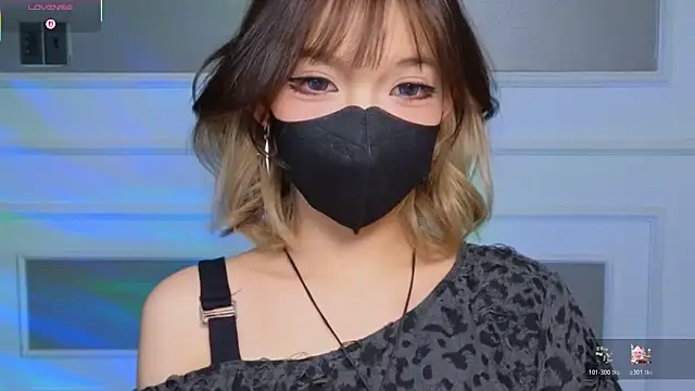      Panda      online show from 04-02-26, 06:03