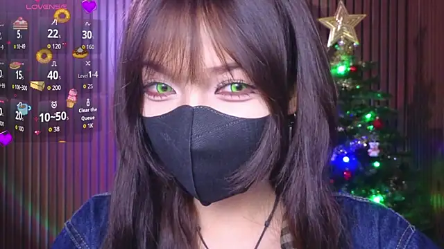      Panda      online show from 11-23-25, 02:49