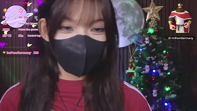      Panda      online show from 11-28-25, 03:12