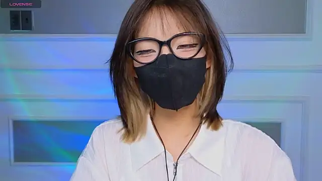      Panda      online show from 04-05-26, 05:41