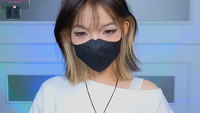      Panda      online show from 04-04-26, 04:57