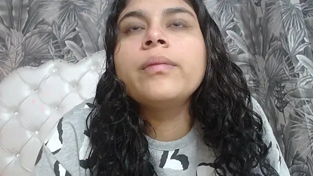 RylieRoss online show from 11-30-25, 09:54