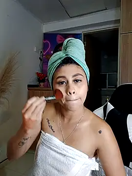 LuluMonroe Eup online show from 05-07-26, 12:48
