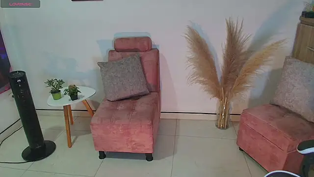 LuluMonroe Eup online show from 05-19-26, 02:51