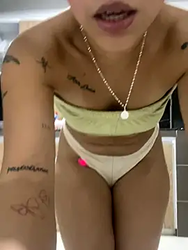 LuluMonroe Eup online show from 11-19-25, 03:17