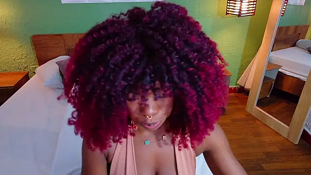 Chocolatte dreams online show from 10-04-25, 01:01