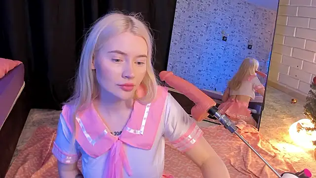 Lillie Berry online show from 02-04-26, 04:51