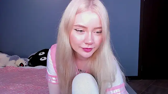 Lillie Berry online show from 05-07-26, 05:11