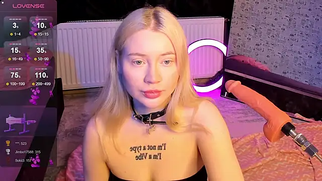 Lillie Berry online show from 02-25-26, 04:34