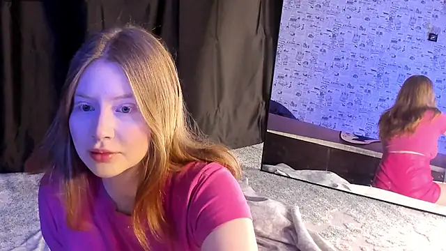 Lillie Berry online show from 10-05-25, 04:36