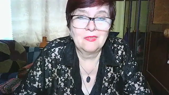 VeronicaGold511 online show from 12-16-25, 08:18